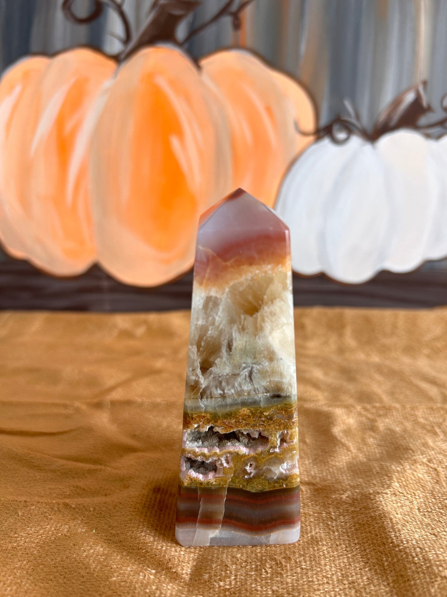 Calcite, Tower