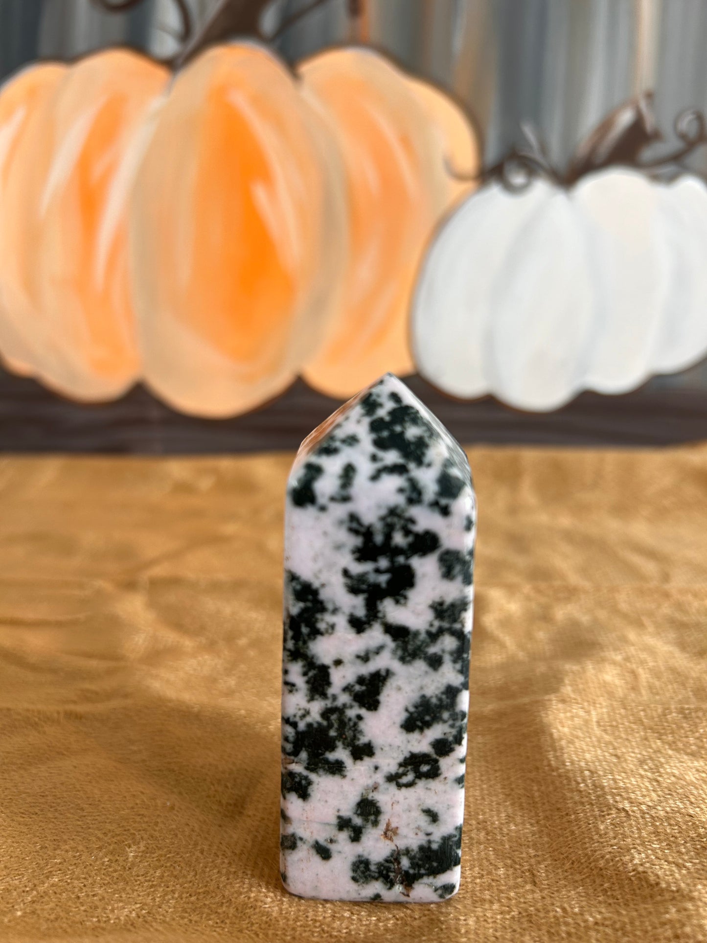 Pink Snowflake Obsidian, Tower